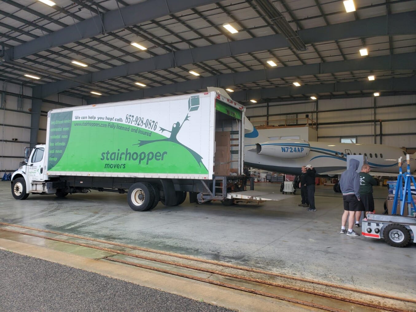 MOVERS IN NEWTON | STAIRHOPPER MOVERS