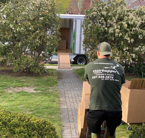 How Much Does It Cost to Hire Movers in Dedham?